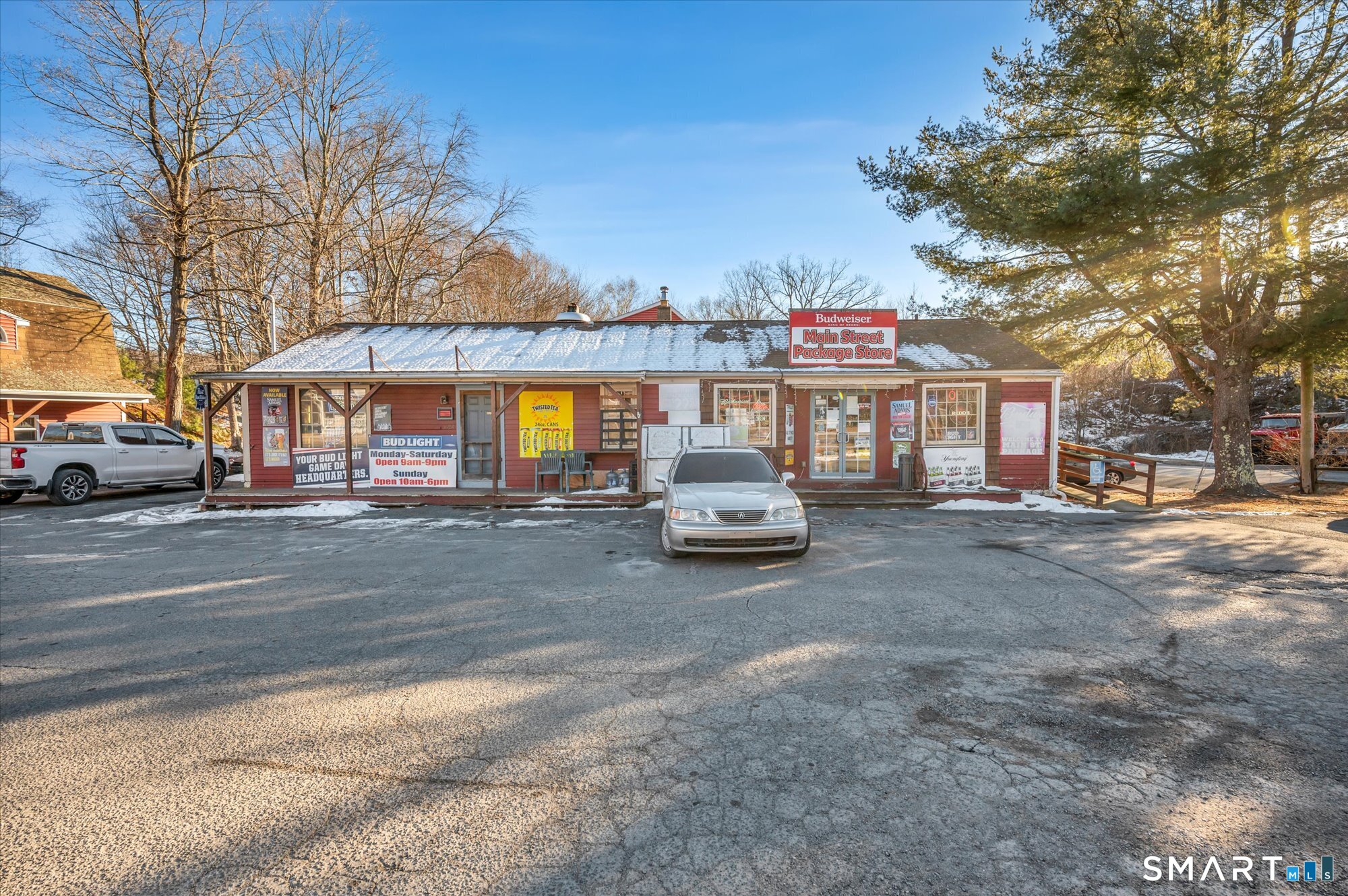 569 Main Street Plymouth CT 06782