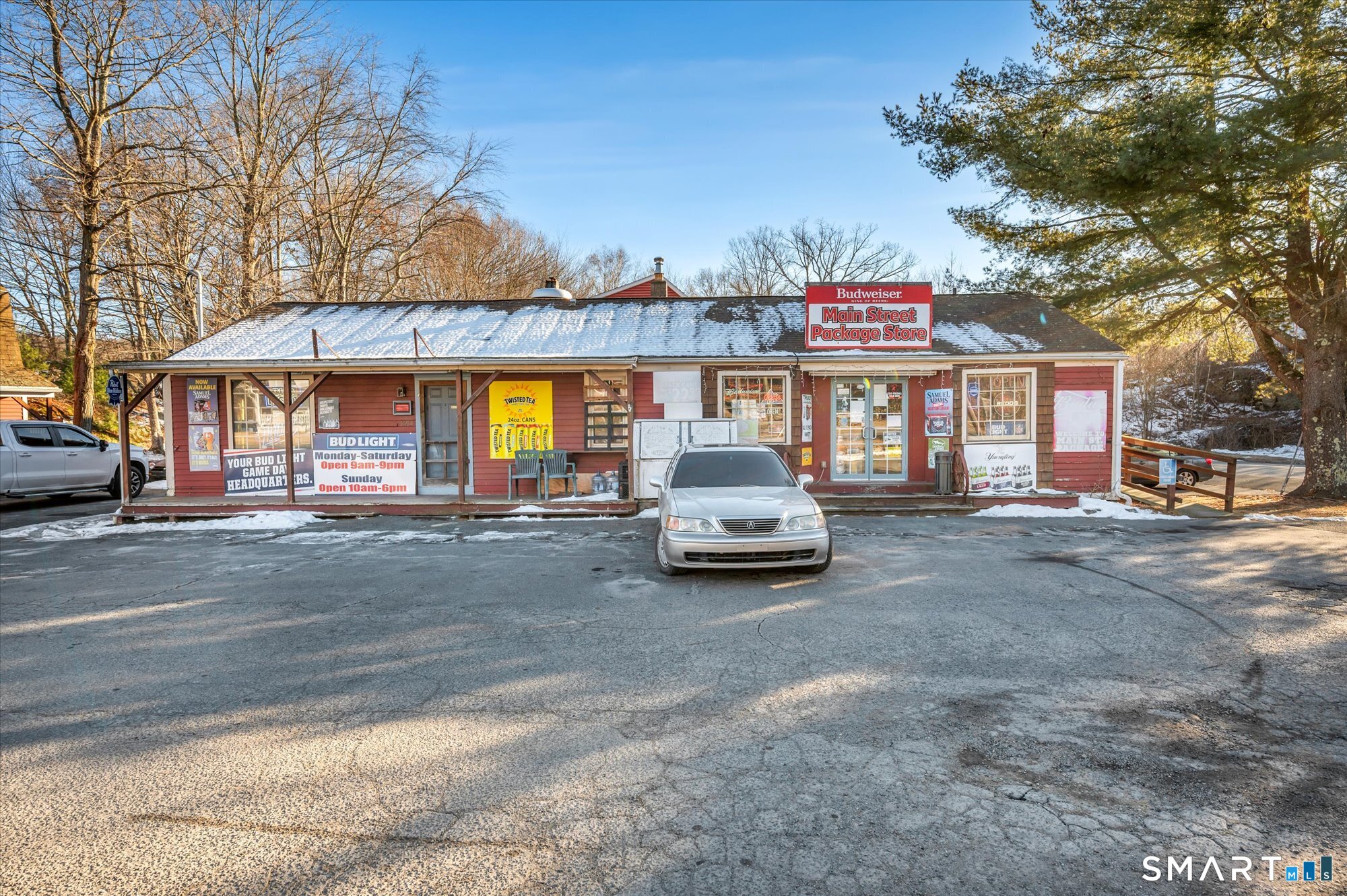 569 Main Street Plymouth CT 06782