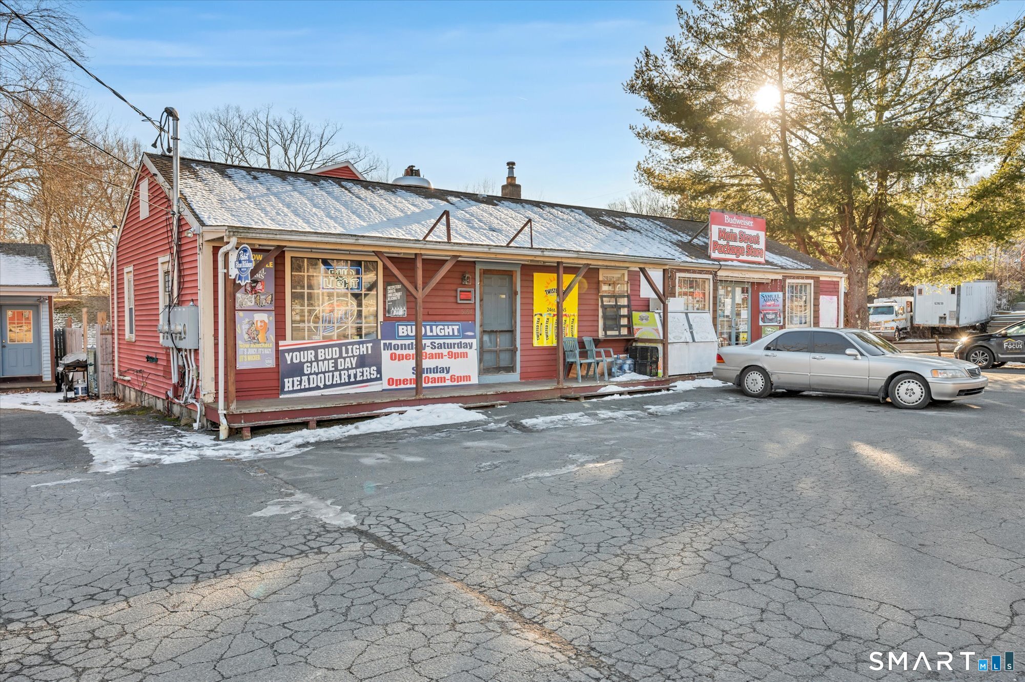 569 Main Street Plymouth CT 06782