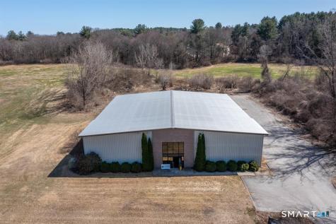 30 Crabtree Lane Woodstock CT 06281
