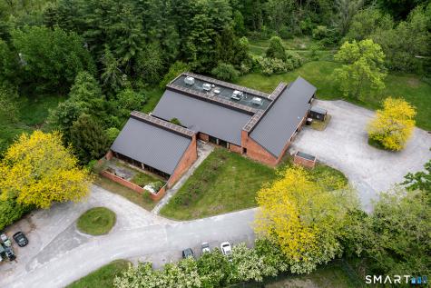 29 Brook Street Salisbury CT 06039