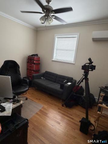 153 Bank Street New London CT 06320