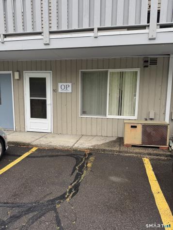 2514 Boston Post Road Guilford CT 06437