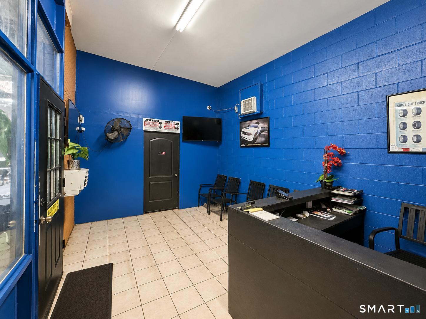 524 Wethersfield Avenue Hartford CT 06114