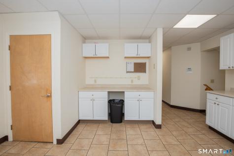 79 Main Street Meriden CT 06451