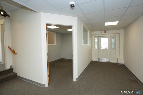 79 Main Street Meriden CT 06451