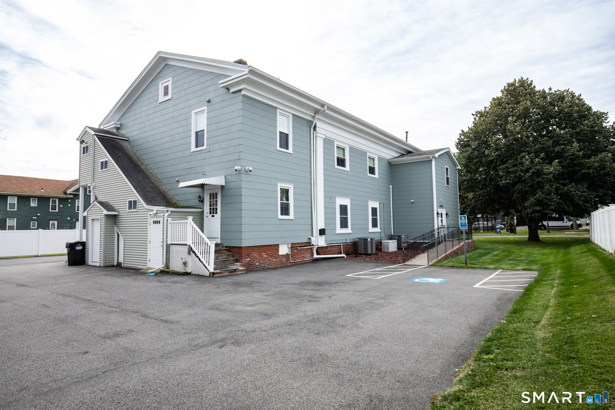 79 Main Street Meriden CT 06451