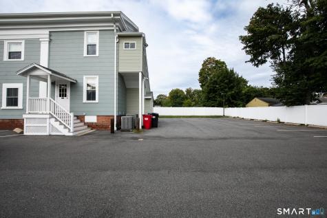 79 Main Street Meriden CT 06451