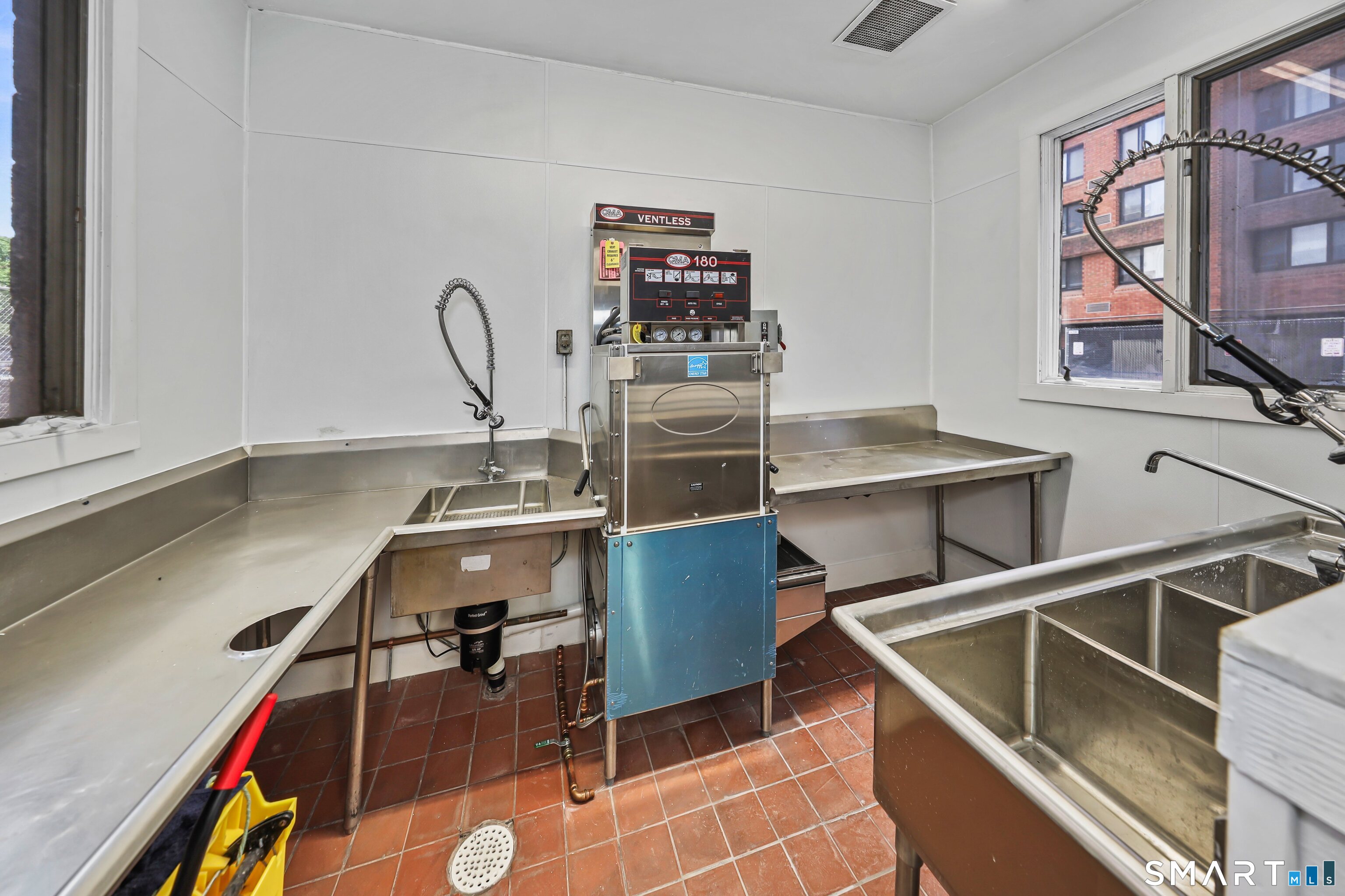 26 North Main Street Waterbury CT 06702