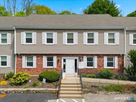 35 Saybrook Road Essex CT 06426