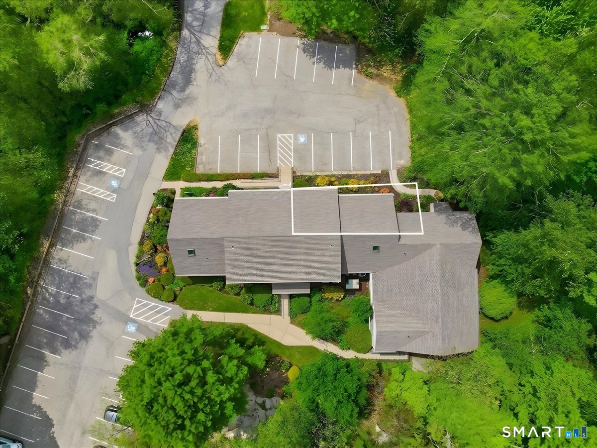 35 Saybrook Road Essex CT 06426