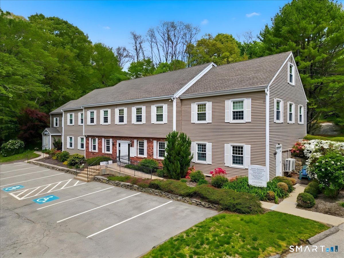 35 Saybrook Road Essex CT 06426