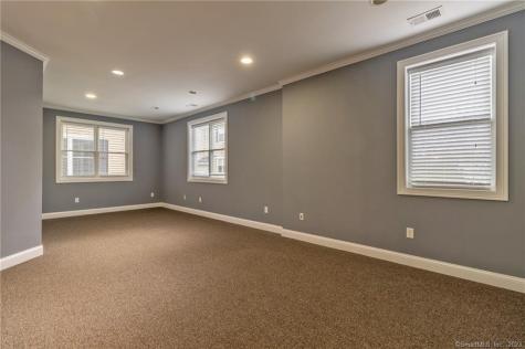 447 Naubuc Street Glastonbury CT 06033