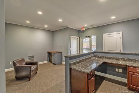 447 Naubuc Street Glastonbury CT 06033