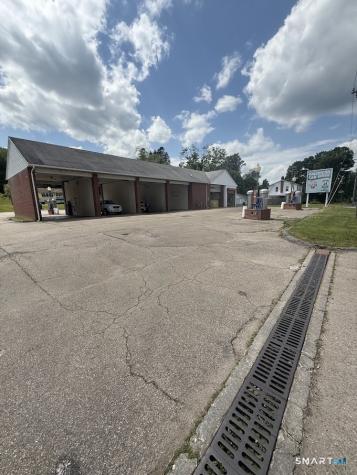 924 Route 32 Montville CT 06382