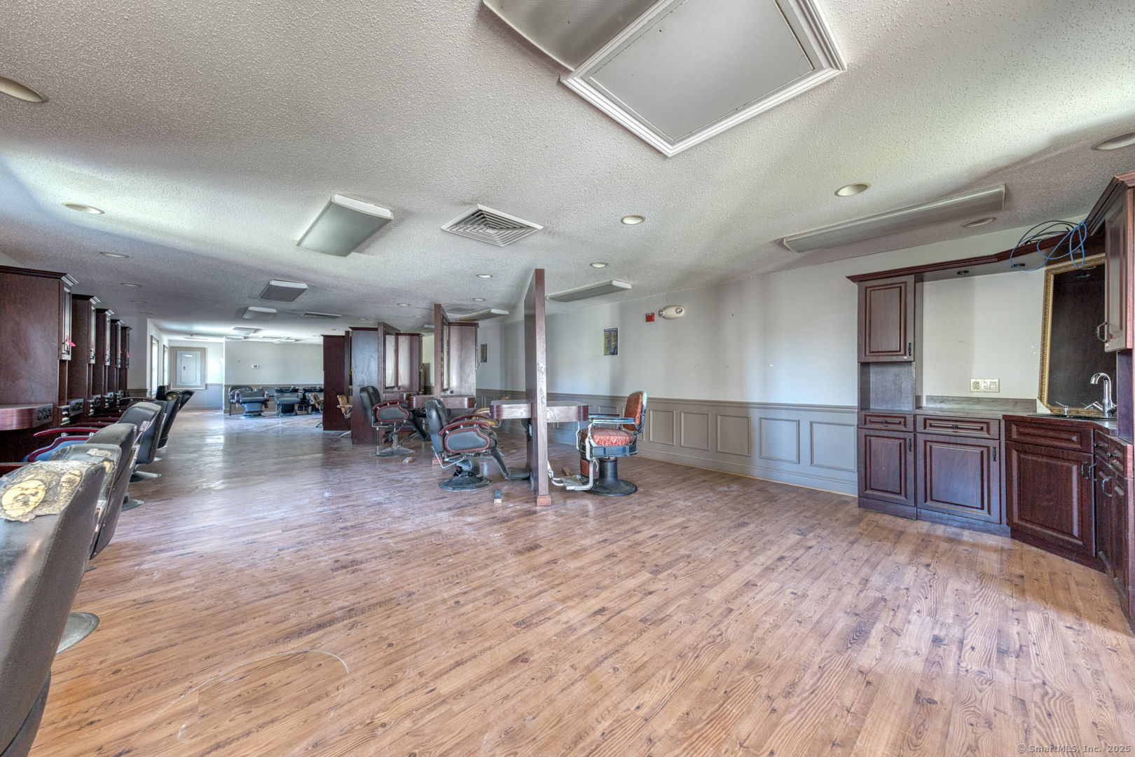 2404 Main Street Hartford CT 06120