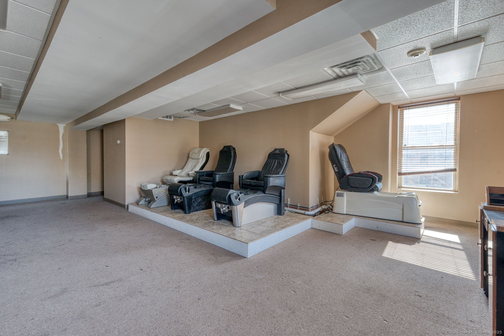 2404 Main Street Hartford CT 06120