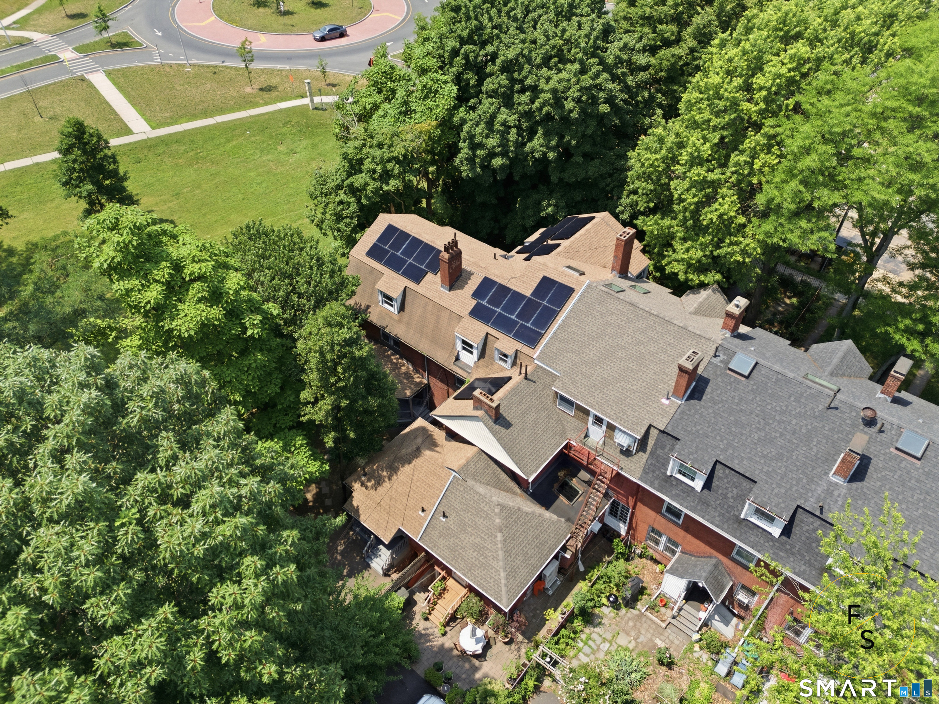 24 Park Terrace Hartford CT 06106