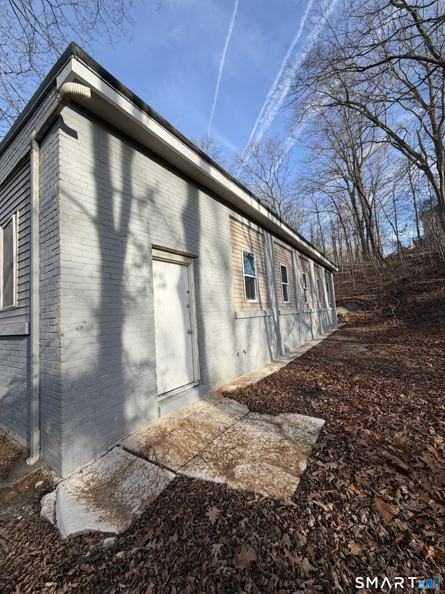 77 Hamilton Avenue Norwich CT 06360