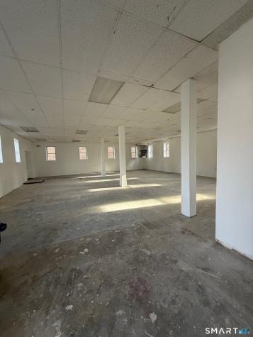 77 Hamilton Avenue Norwich CT 06360