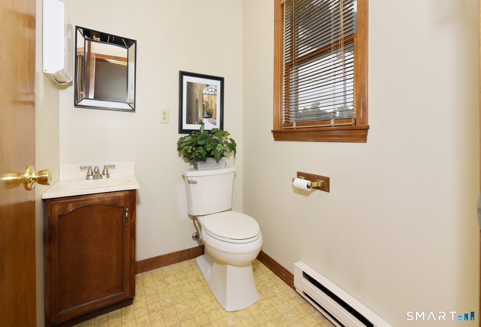 27-29 East High Street East Hampton CT 06424