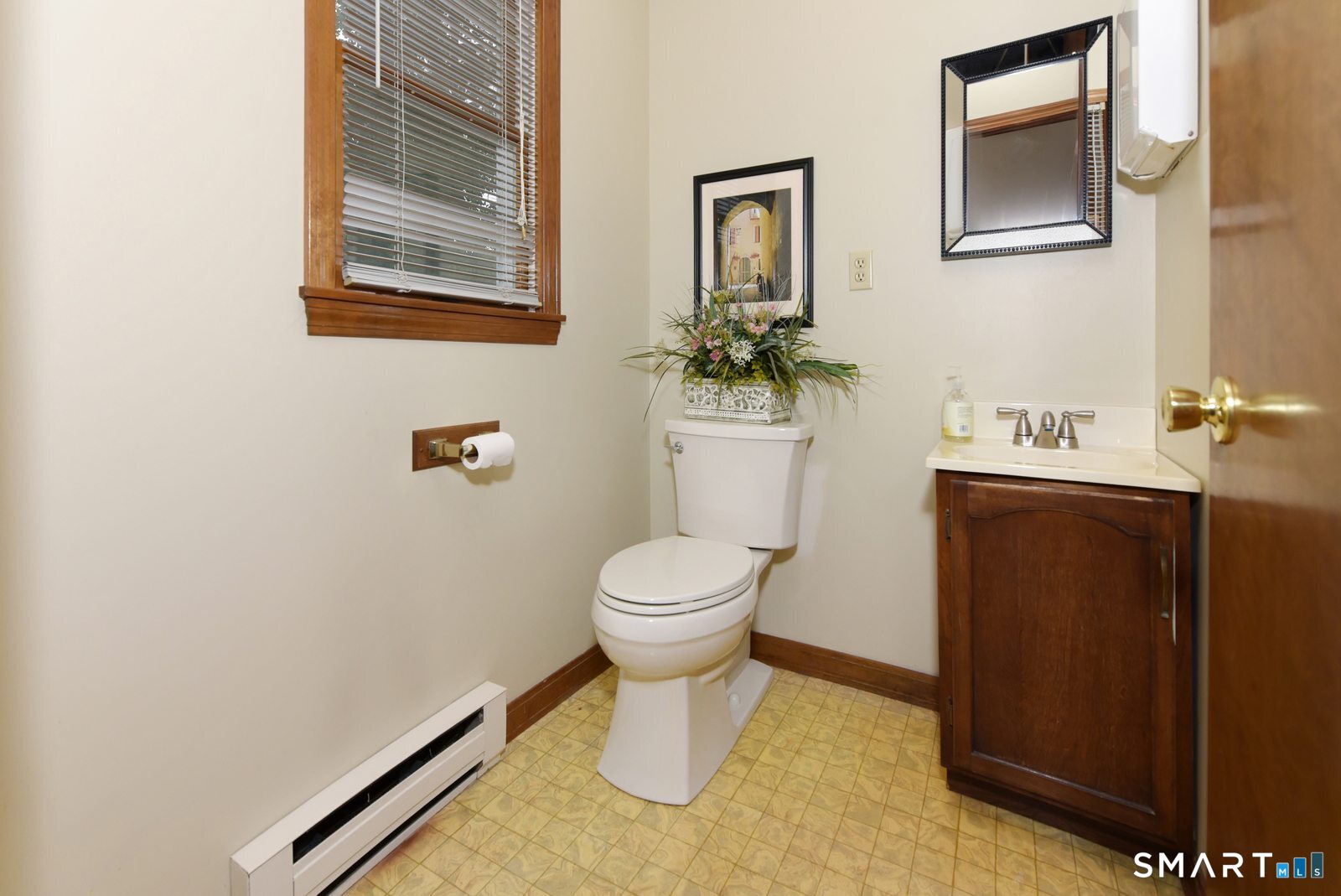 27-29 East High Street East Hampton CT 06424