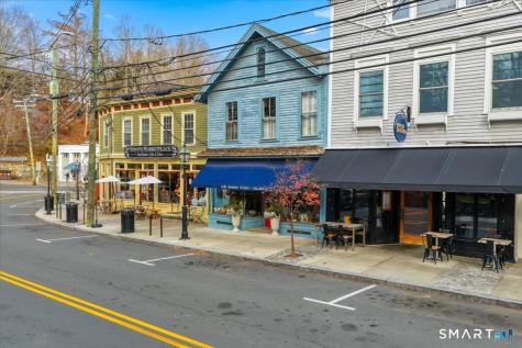 21 Main Street Chester CT 06412