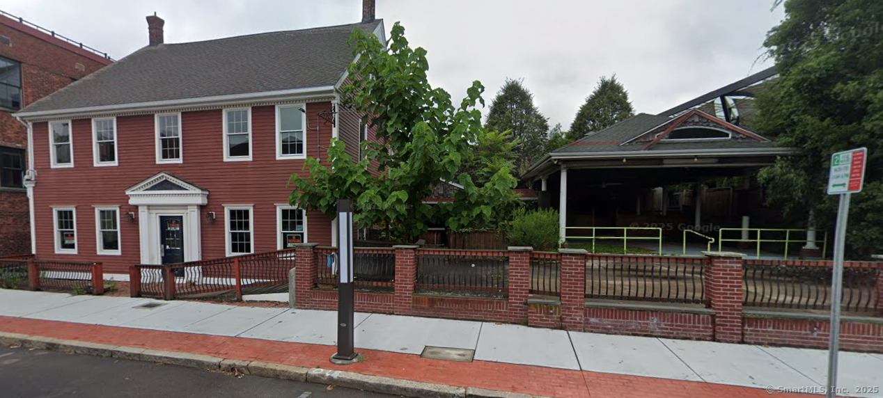 109-111 Bank Street New London CT 06320