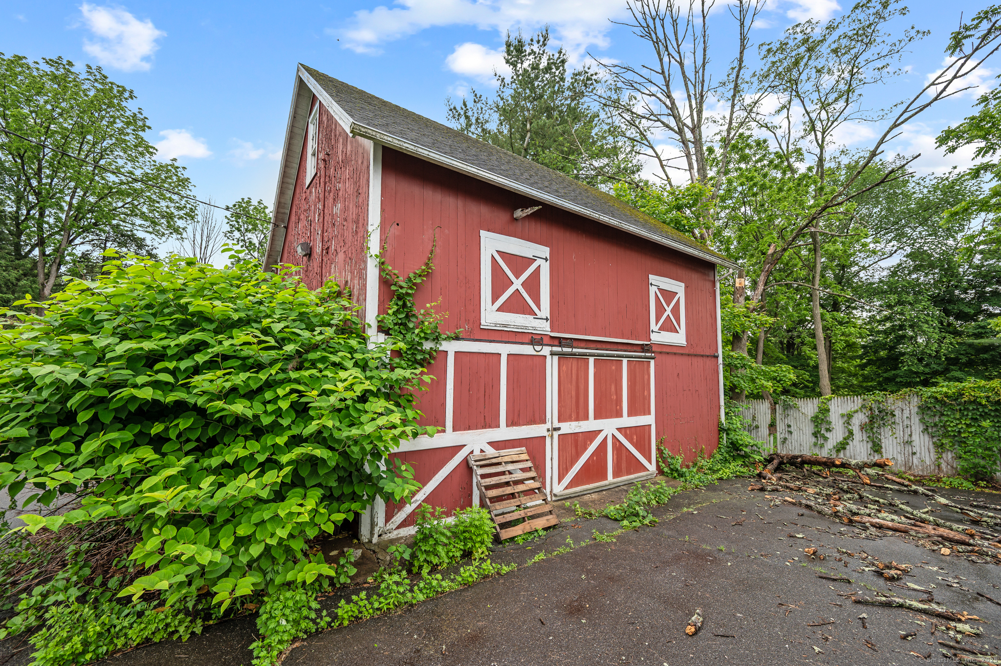 707 Main Street Plymouth CT 06782