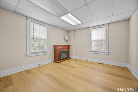 85 School Ground Road Branford CT 06405