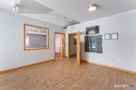 51 Ridge Road Putnam CT 06260