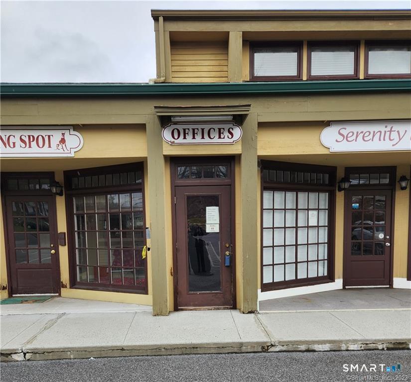 87 South Main Street Newtown CT 06470