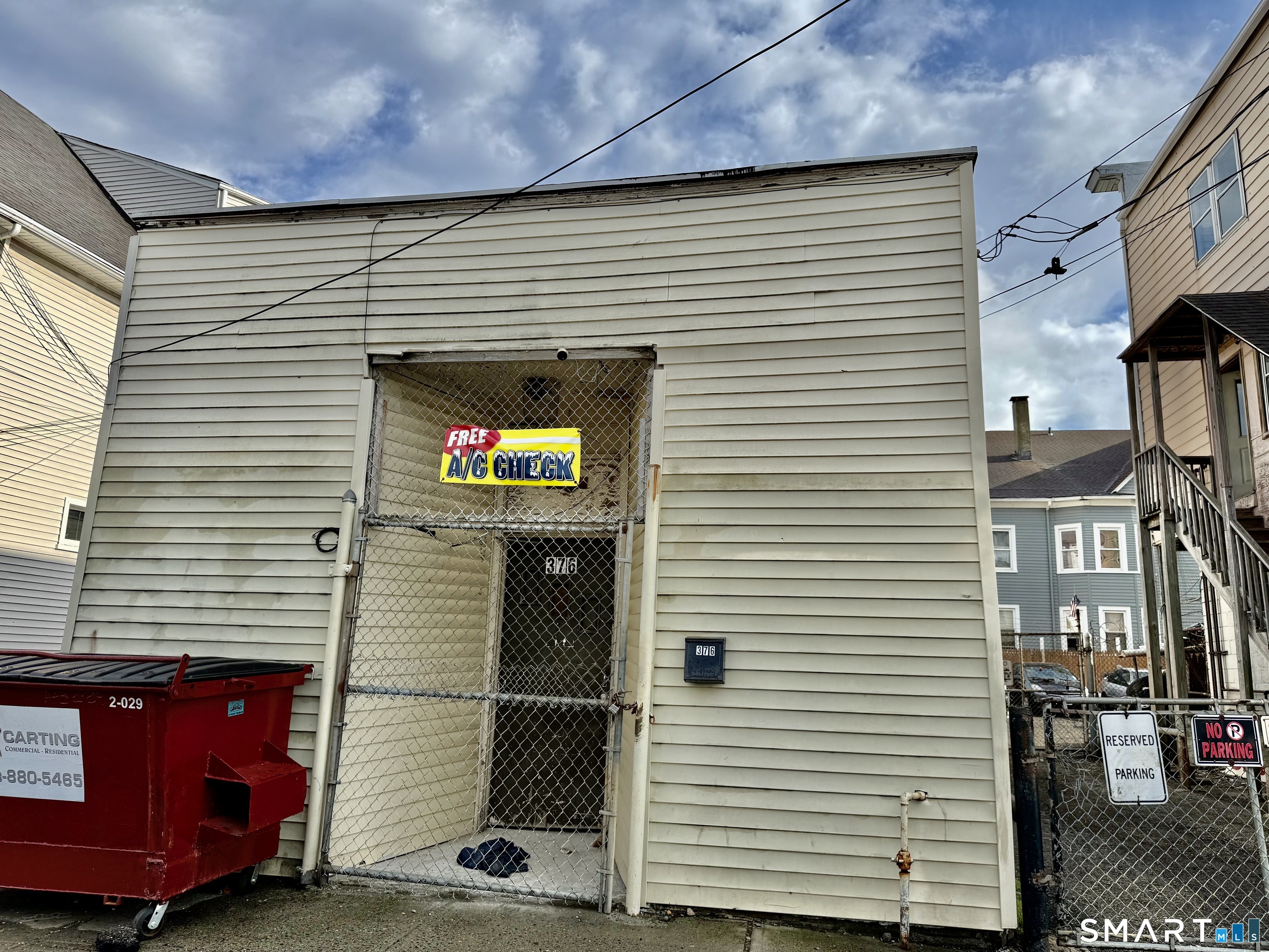 1368-1370 East Main Street Bridgeport CT 06608