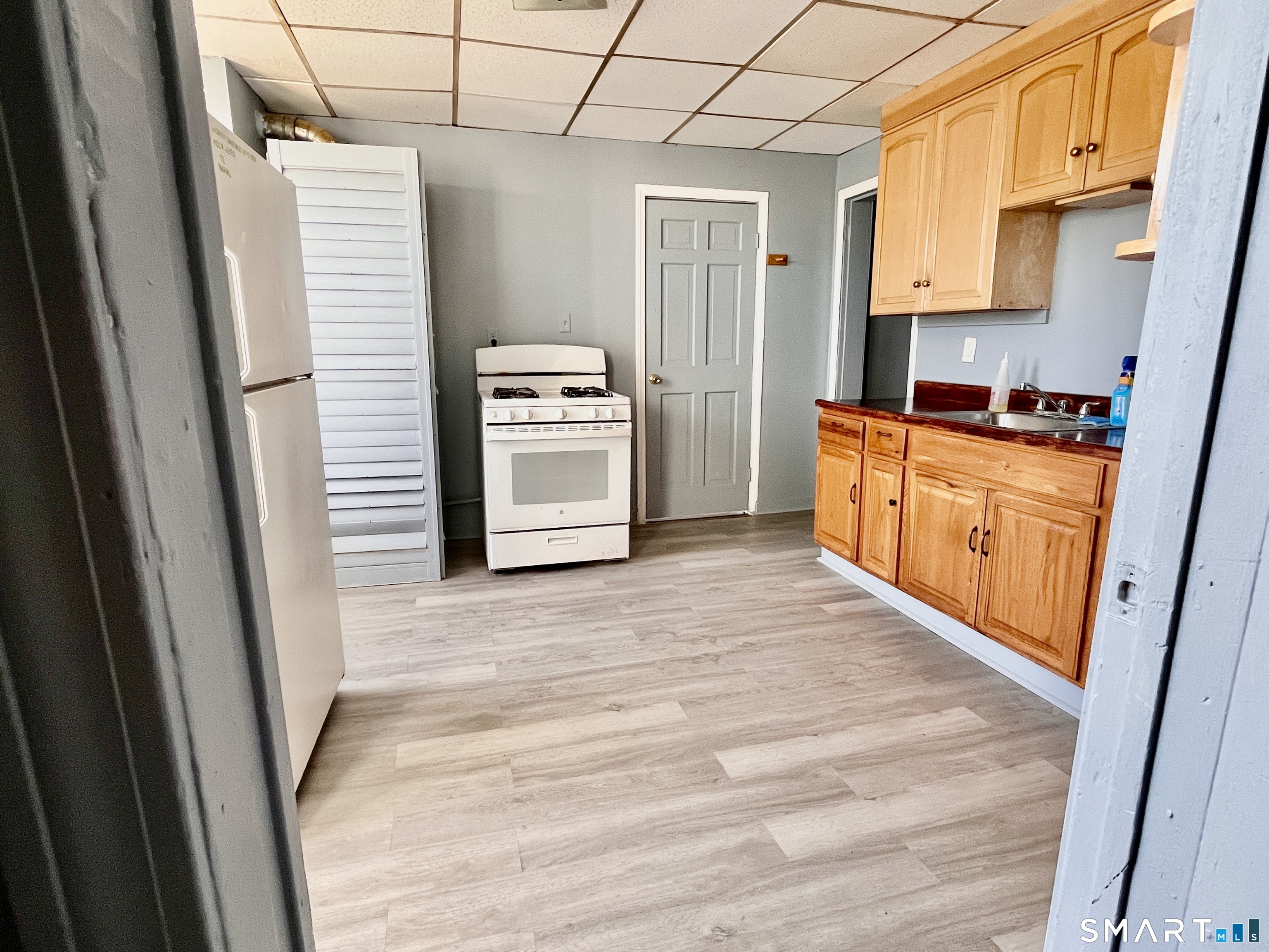 1368-1370 East Main Street Bridgeport CT 06608