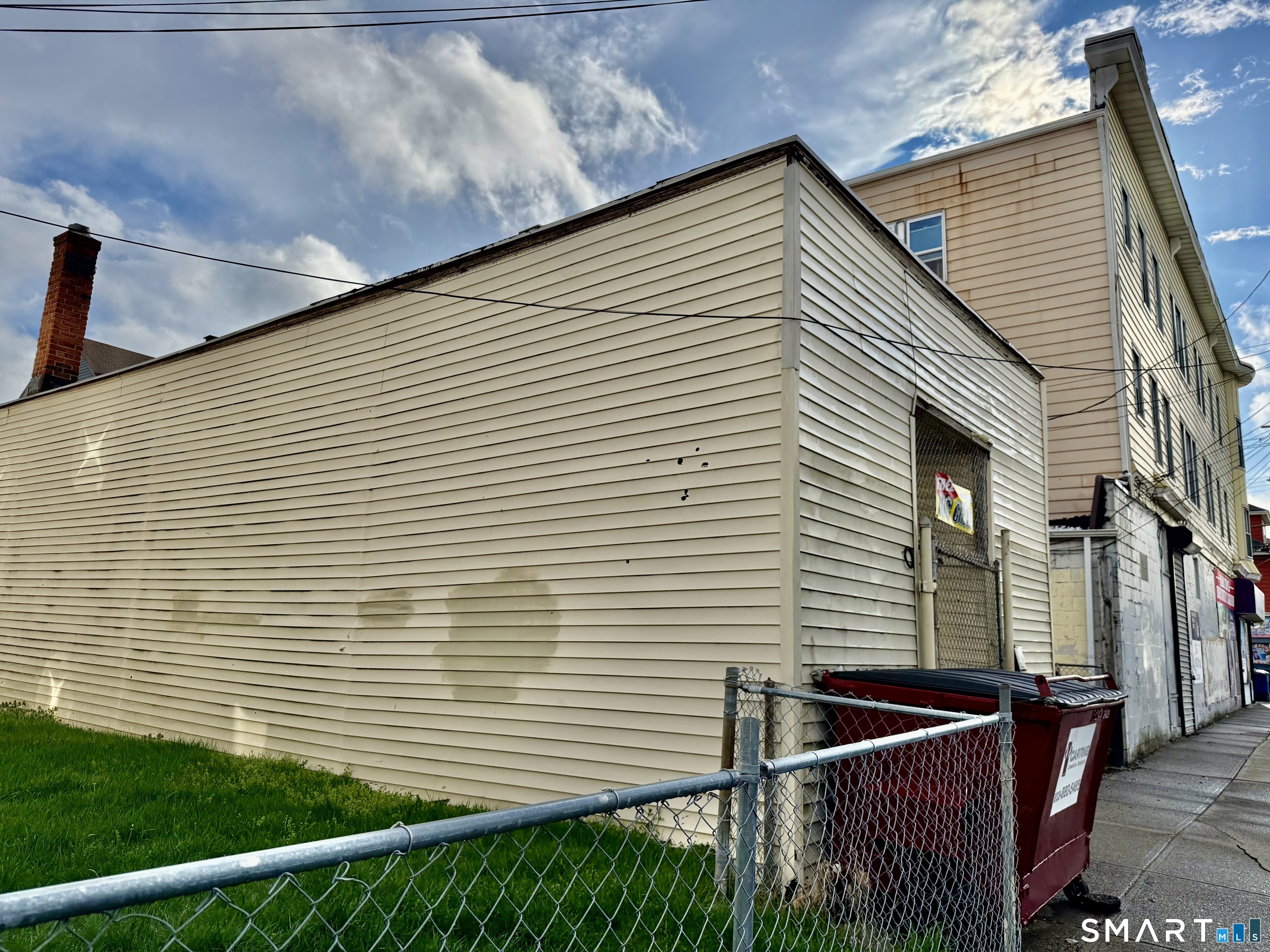 1368-1370 East Main Street Bridgeport CT 06608