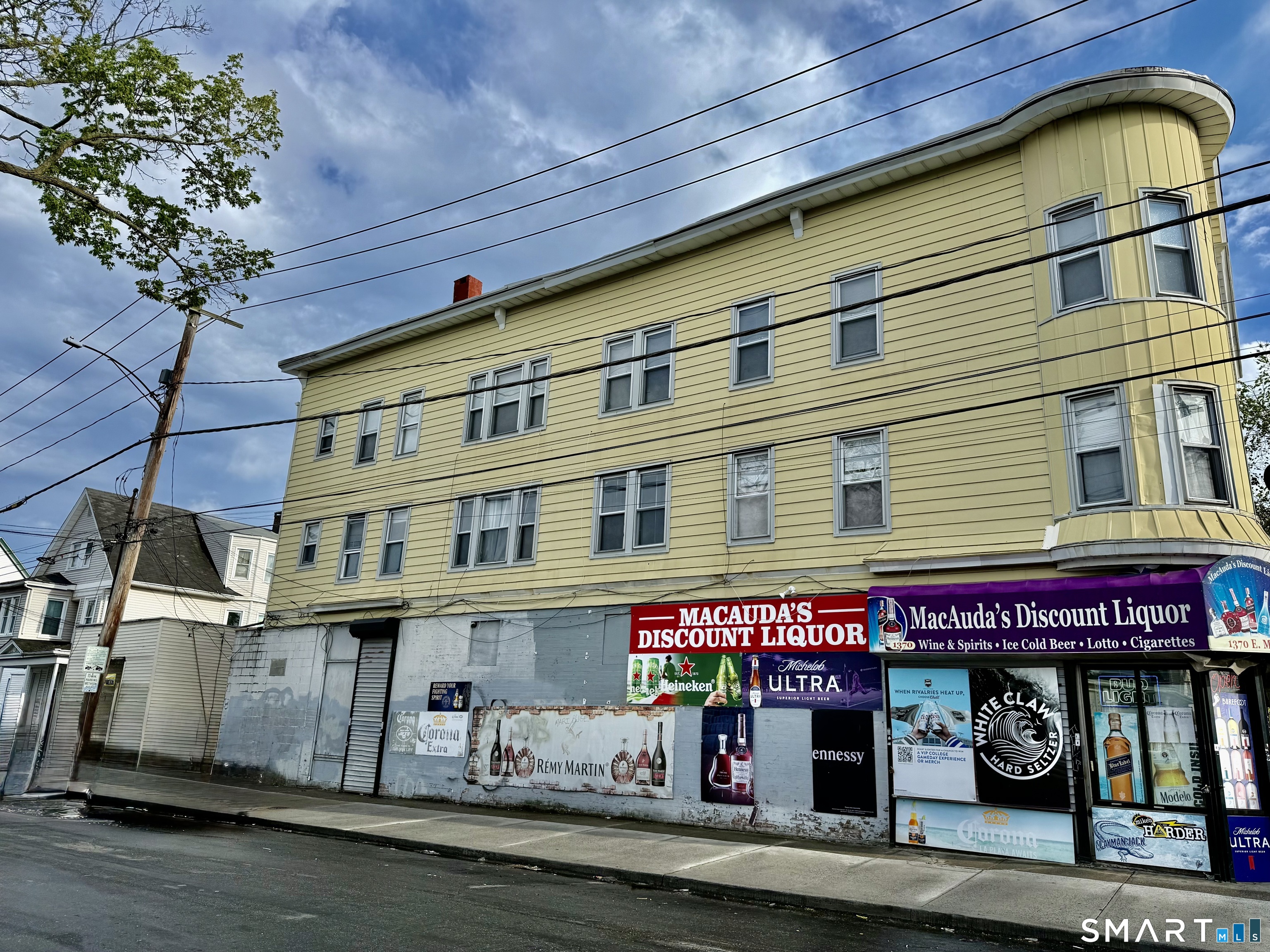 1368-1370 East Main Street Bridgeport CT 06608