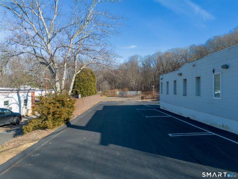 657 Orange Center Road Orange CT 06477