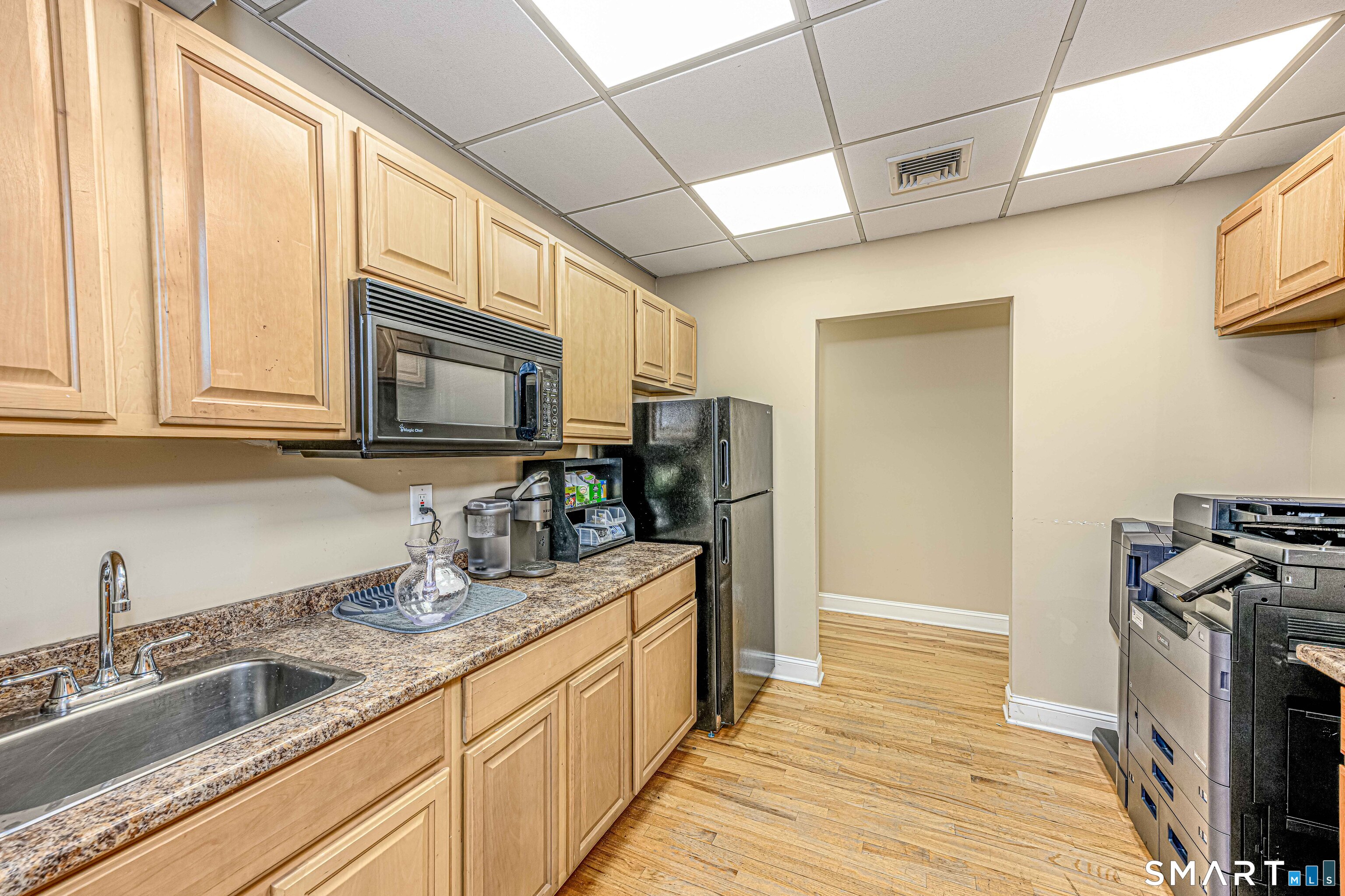 657 Orange Center Road Orange CT 06477