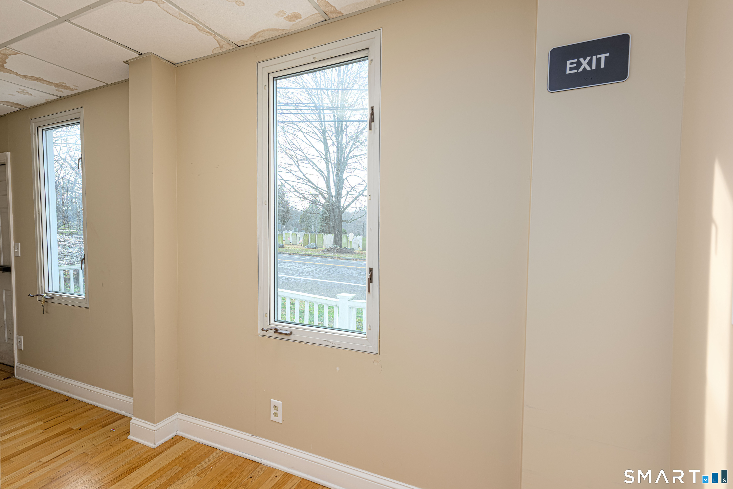 657 Orange Center Road Orange CT 06477