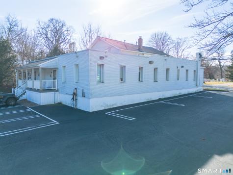 657 Orange Center Road Orange CT 06477