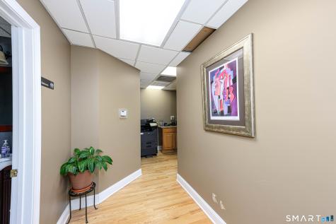 657 Orange Center Road Orange CT 06477