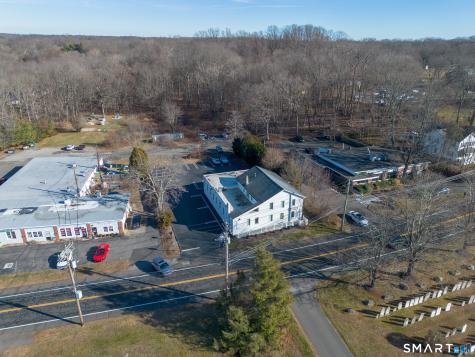 657 Orange Center Road Orange CT 06477