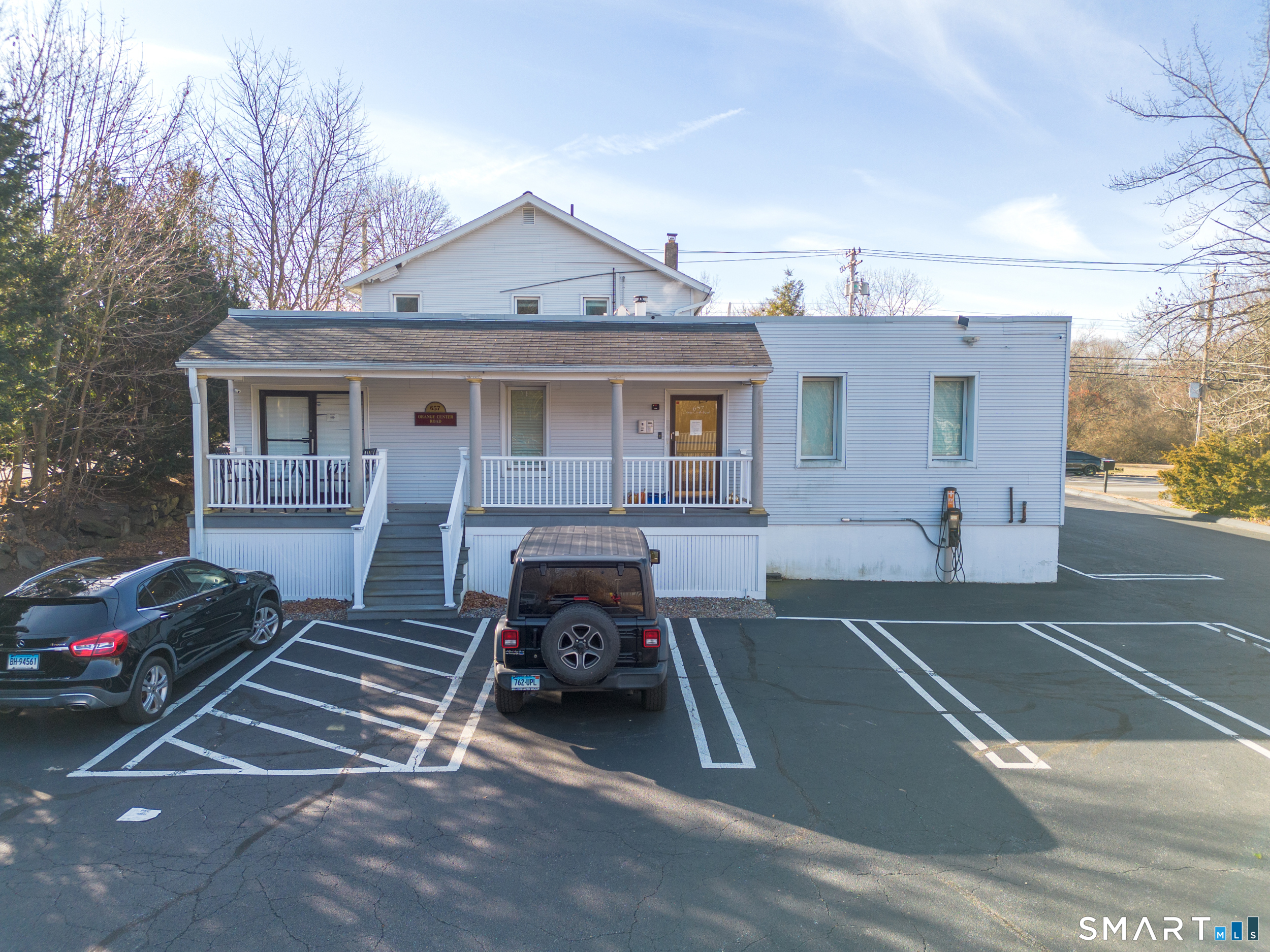 657 Orange Center Road Orange CT 06477