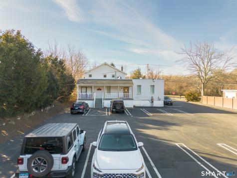 657 Orange Center Road Orange CT 06477