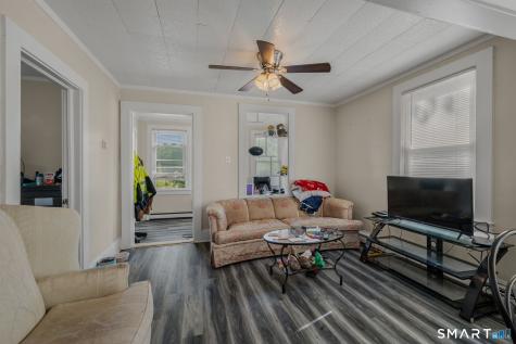 231 Poquonnock Road Groton CT 06340