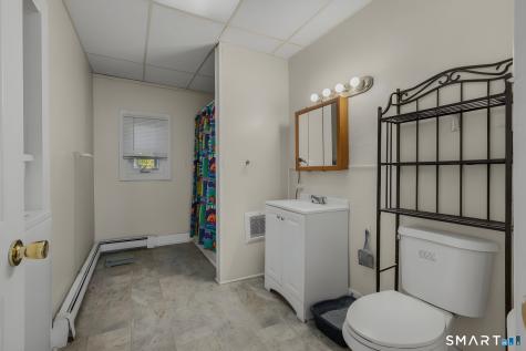 231 Poquonnock Road Groton CT 06340