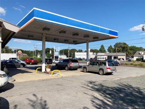 621 Boston Post Road Old Saybrook CT 06475
