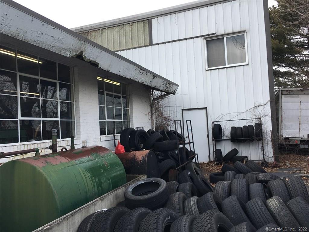 621 Boston Post Road Old Saybrook CT 06475