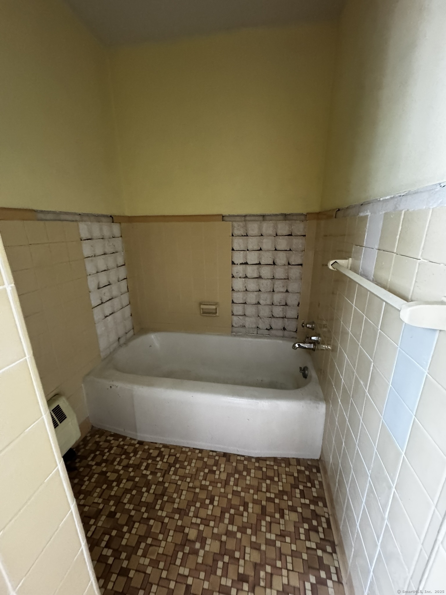 11 Charter Oak Place Hartford CT 06106