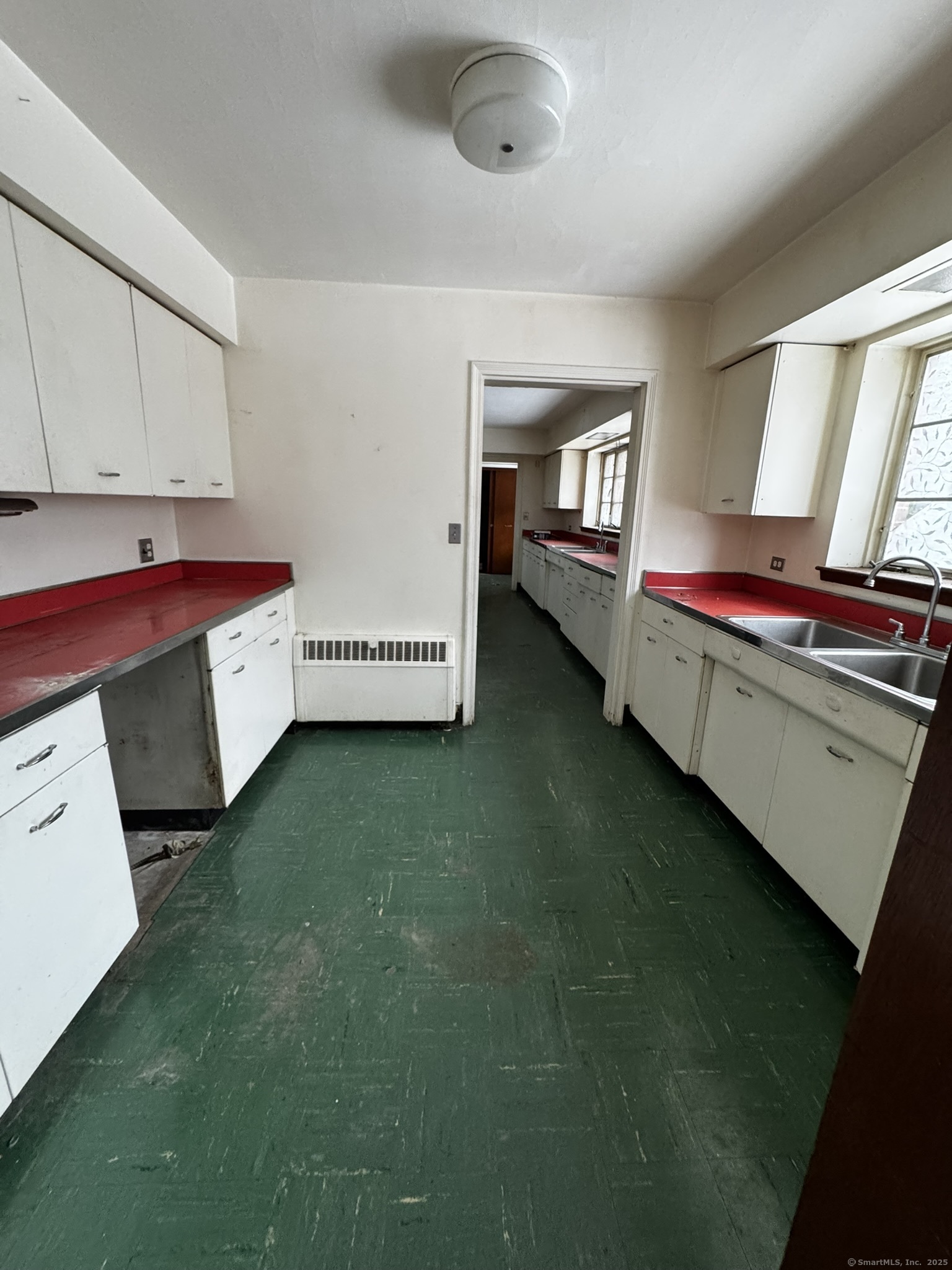 11 Charter Oak Place Hartford CT 06106